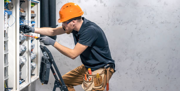 Best Local Electrician Companies  in Deland, FL